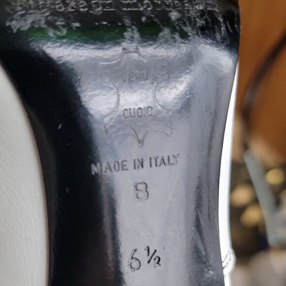 Sigerson Morrison Size 6.5 High Heel Booties Leather White Ankle Boots Buckles - Picture 10 of 10